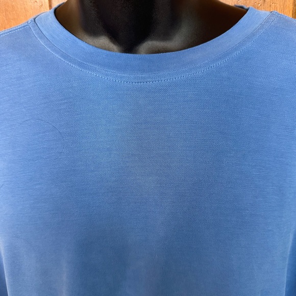 Tommy Bahama Men’s Soft Blue Tee Shirt. Size XL - Picture 2 of 6